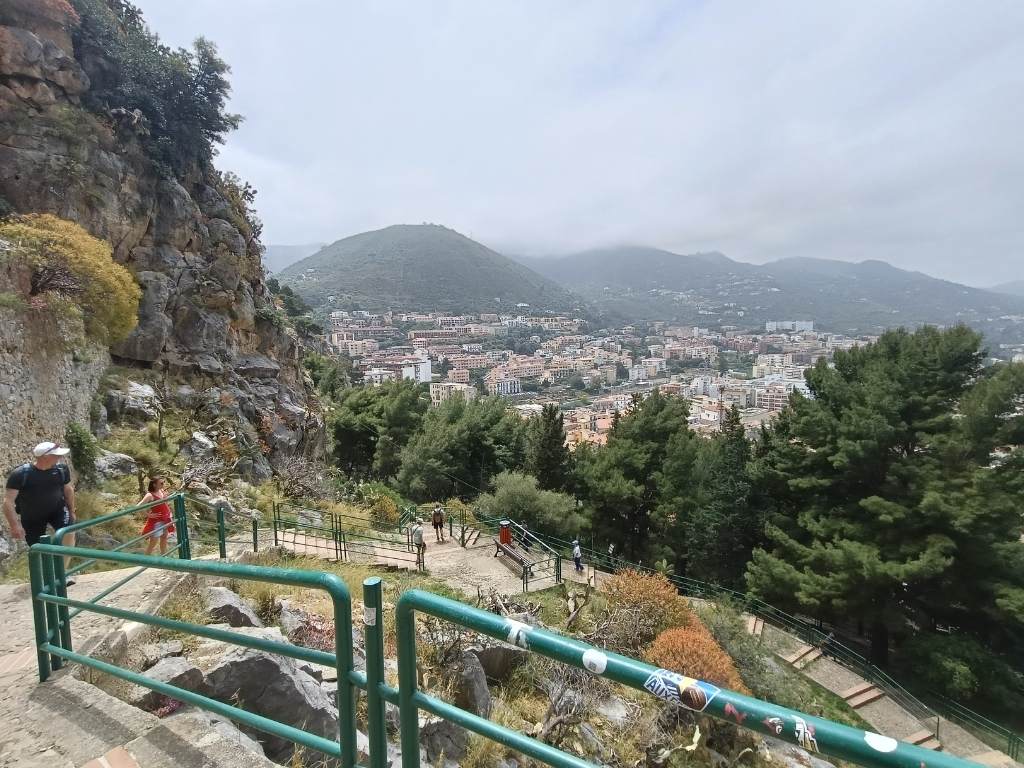 48 hours in Cefalù for solo travellers 18
